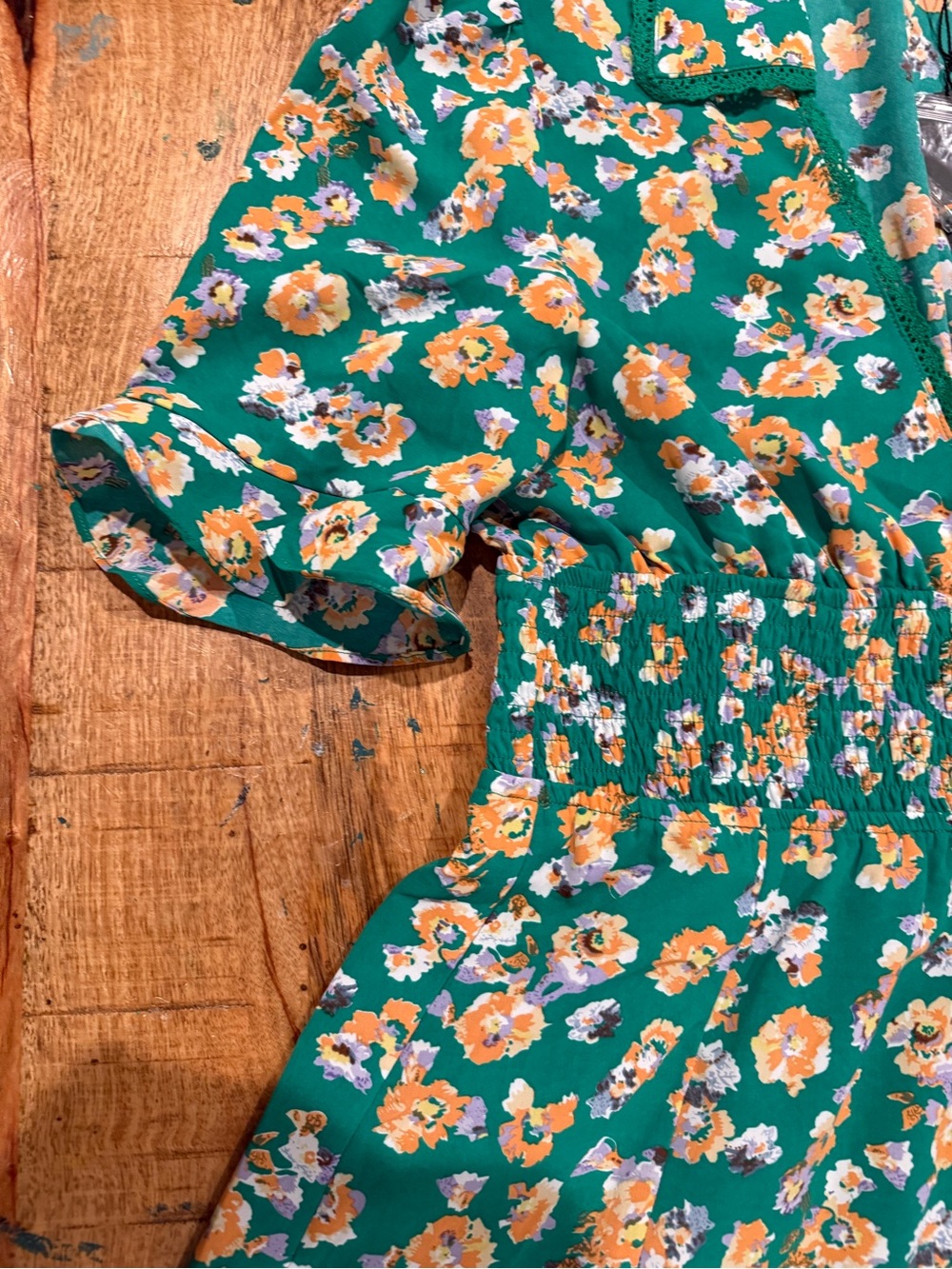 GiGio USA Green Floral Fit & Flare Dress Short Sleeve Size Medium - Picture 3 of 9
